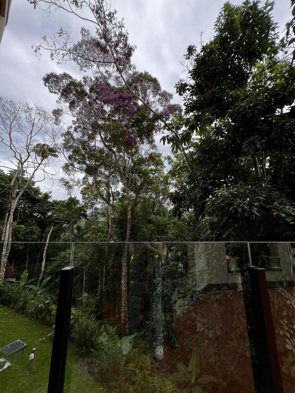 Hospede-se Com Charme E A Vista De Pedra Azul!