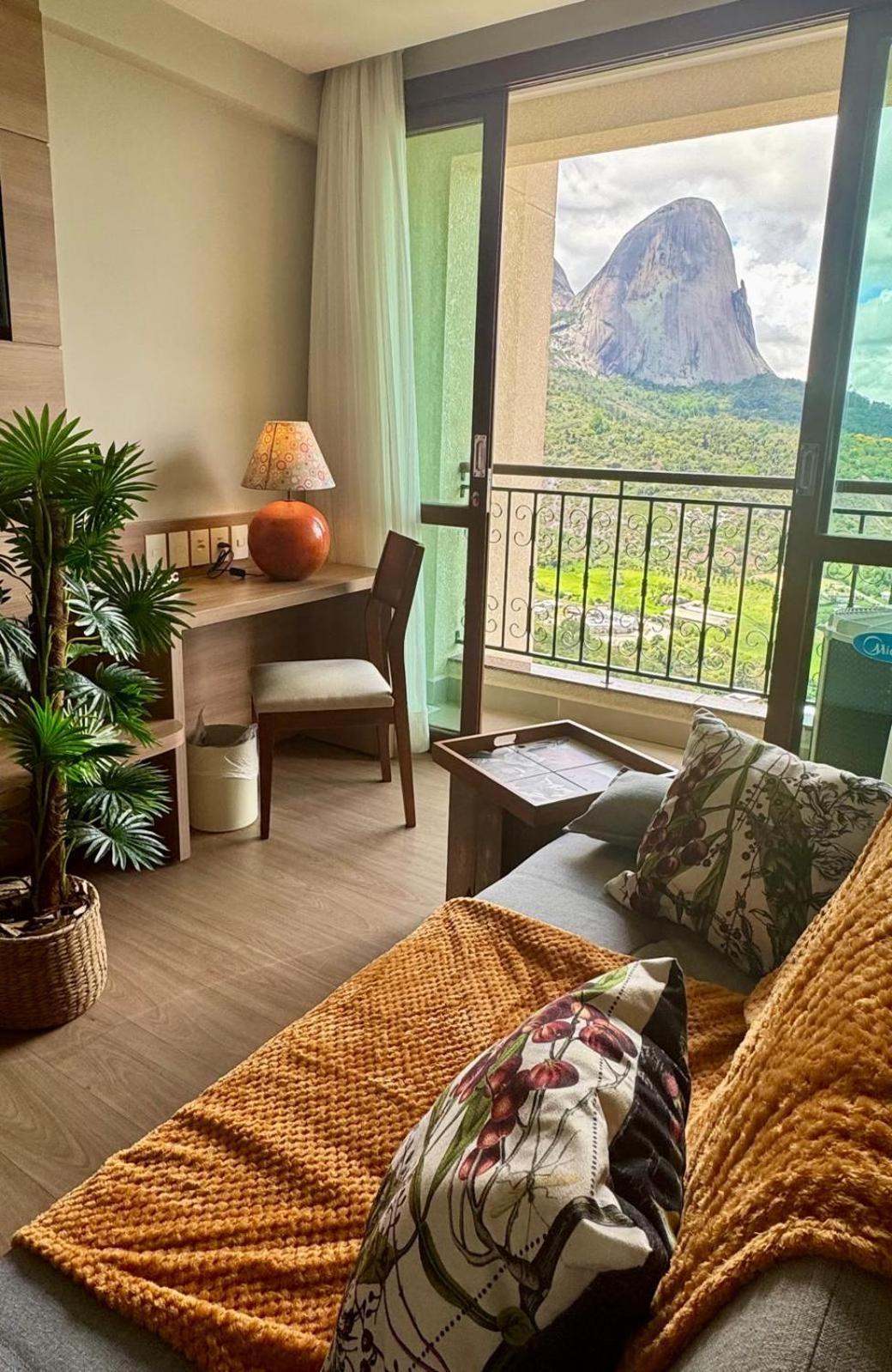 Hospede-se Com Charme E A Vista De Pedra Azul! *