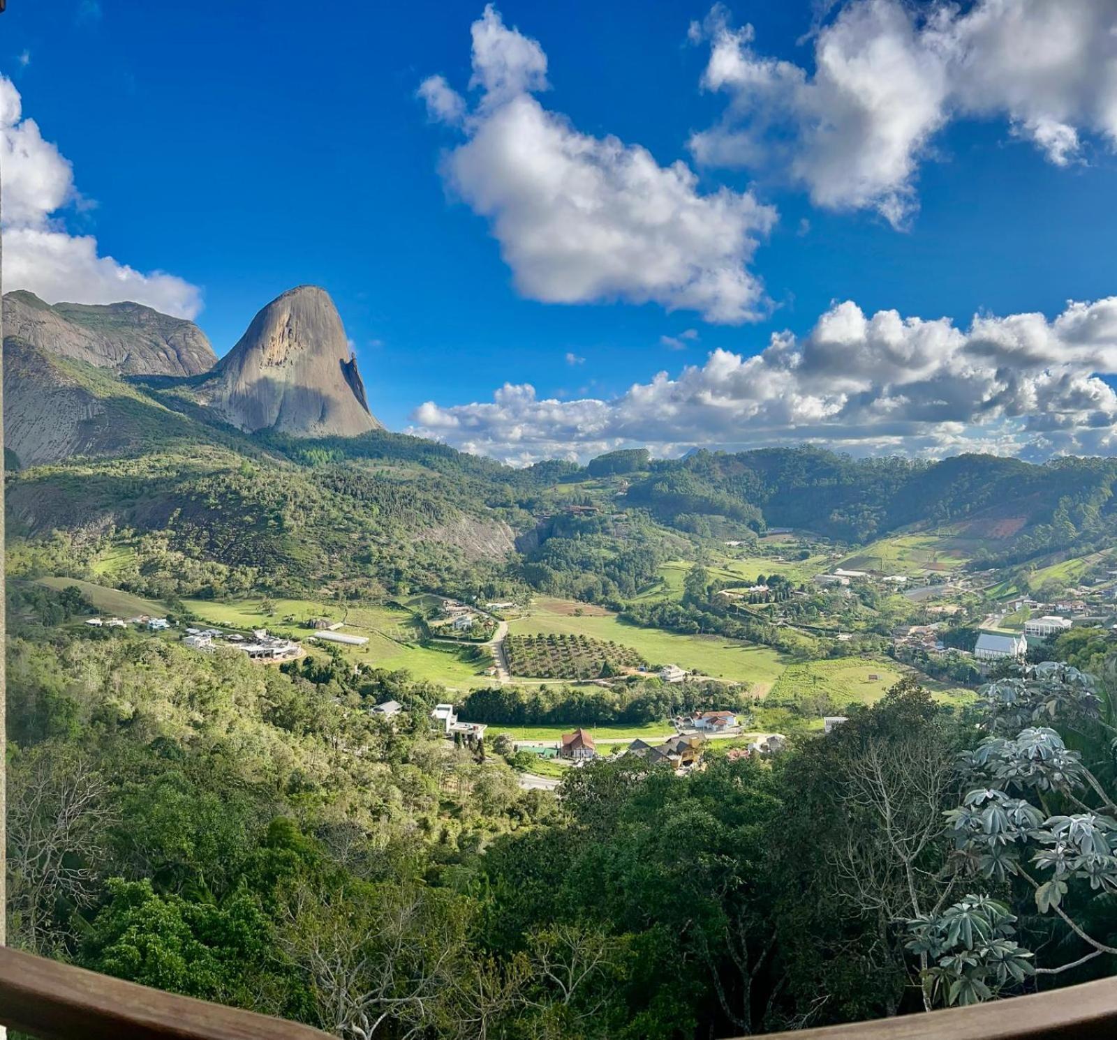 Apartment Hospede-se Com Charme E A Vista De Pedra Azul! *