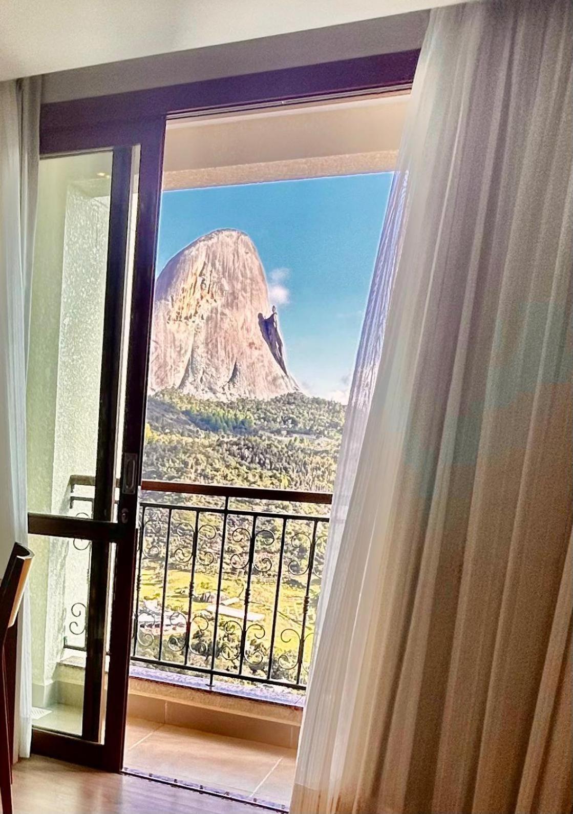 Hospede-se Com Charme E A Vista De Pedra Azul! *